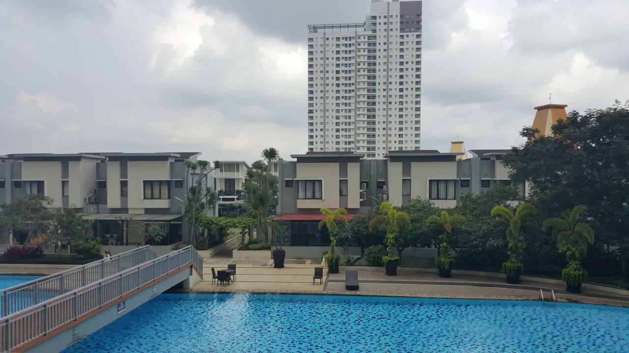 Sudirman Thamrin 87M Pool View Appartement Jakarta Buitenkant foto