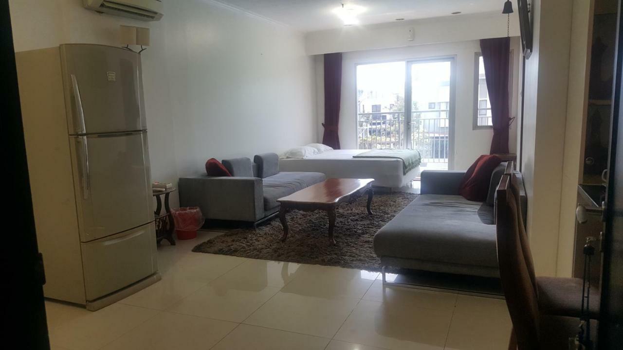 Sudirman Thamrin 87M Pool View Appartement Jakarta Buitenkant foto